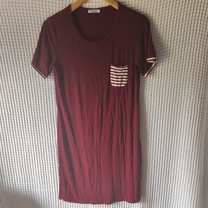 Ekouaer Women's Burgundy Pocket Tee Short Dress Small